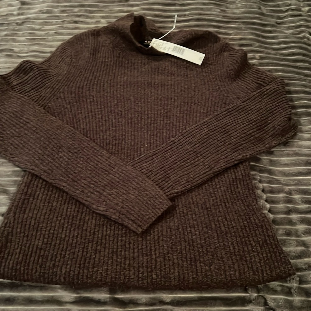 100% Cashmere sweater